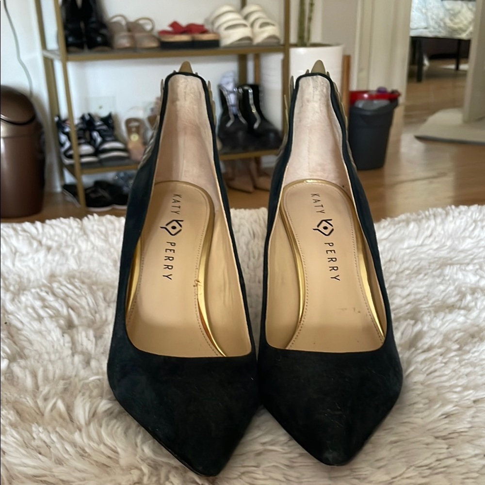 Katy Perry Collections Black Heels Sleek Pointed-Toe Pumps